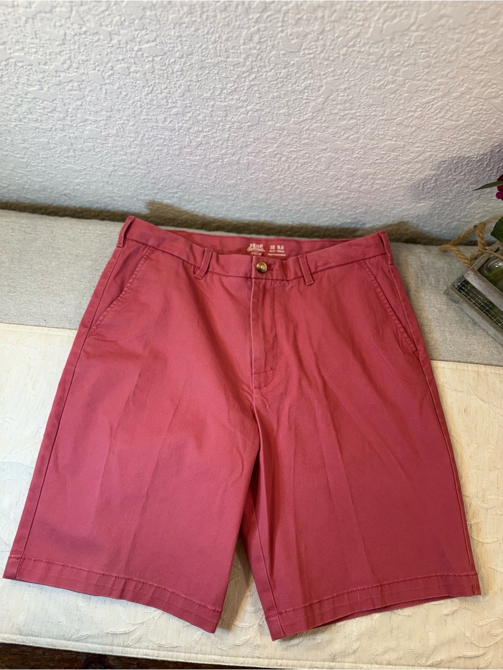 Men's Izod Saltwater Stretch Casual Cotton Blend Shorts - Red/Salmon Size 32‎